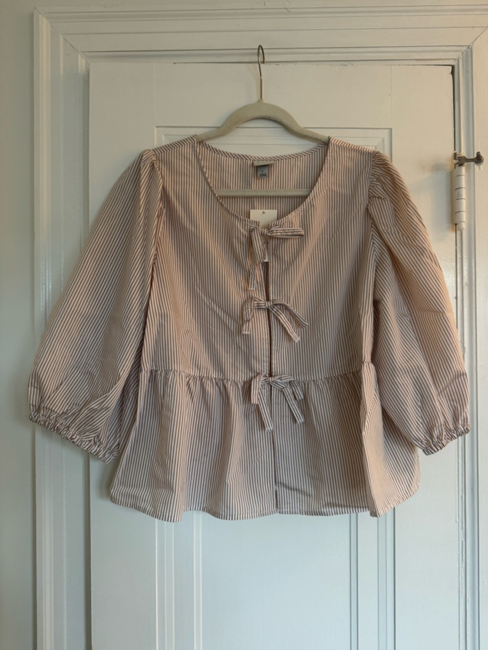 Target Women's Puff 3/4 Sleeve Tie-Front Blouse from A New Day™ size Large